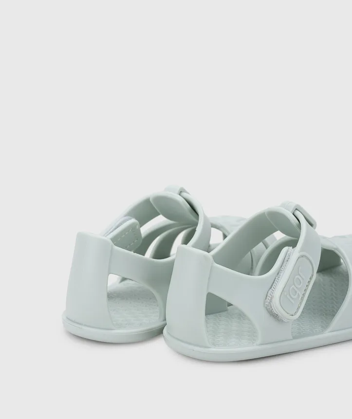 SANDÁLIA IGOR NEMO SOLID MENTA para menino e menina de borracha , com fecho em velcro, impermeáveis, conforto barefoot Vista de trás.