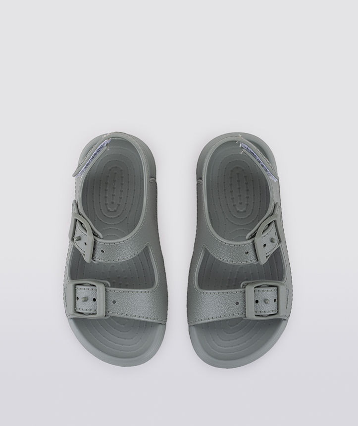 SANDÁLIA IGOR MAUI MC VERDE V26 de borracha para menino e menina, com antiderrapante e fecho em velcro- Vista de cima