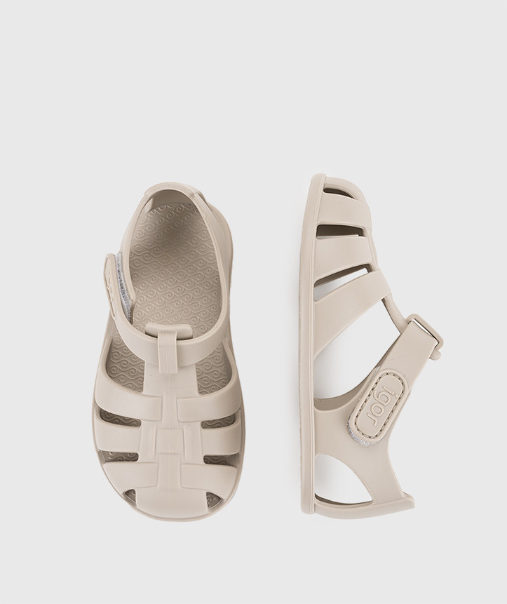 SANDÁLIA IGOR NEMO SOLID ARENA V26 de borracha para menino e menina, com fecho em velcro, impermeáveis. Vista de cima