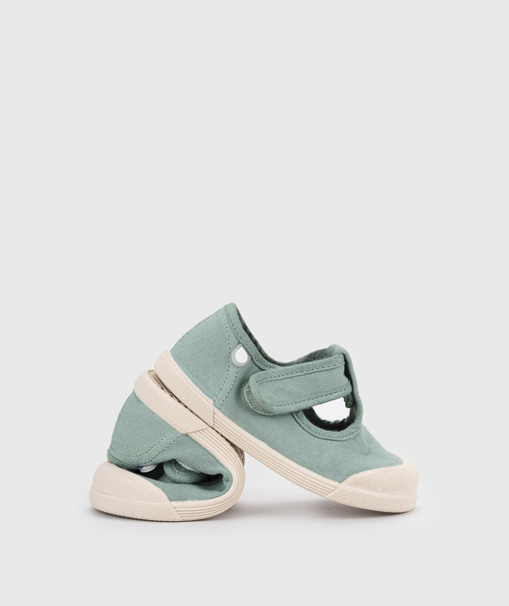 SAPATILHA IGOR LONA PEPITO MATCHA para menino e menina em pano 100% algodão, fecho com velcro, proteção na ponteira e palmilha removível. Calçado barefoot- Vista de lado