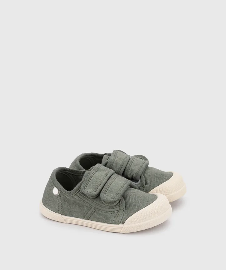SAPATILHA IGOR LONA V.KAKI unisex em pano 100% algodão, fecho com velcro, proteção na ponteira e palmilha removível. Calçado barefoot- Vista de lado