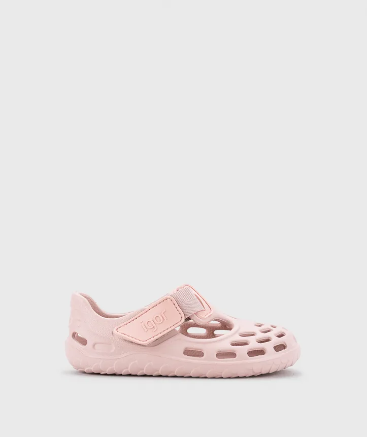 SANDÁLIA IGOR TIJUCA MAQUILLAJE V26 de borracha para menina, com antiderrapante e fecho em velcro- Vista de lado