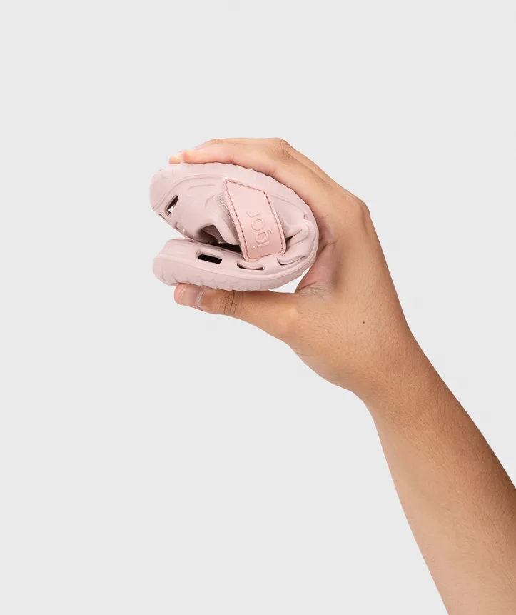 SANDÁLIA IGOR TIJUCA MAQUILLAJE V26 de borracha para menina, com antiderrapante e fecho em velcro- Vista de lado
